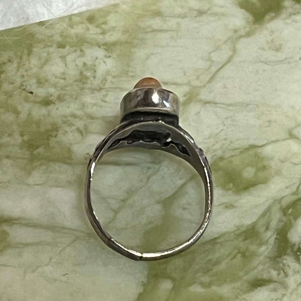 Tiny Old Blister Pearl Ring - Picture 4 of 13